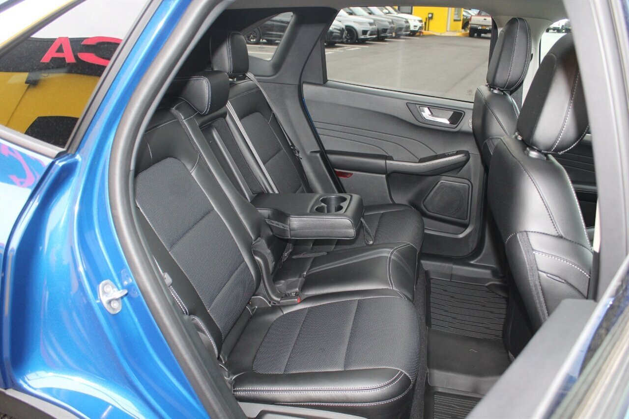 2022 Ford Escape Plug-In Hybrid SEL - Photo 16 - Red Bank, NJ 07701