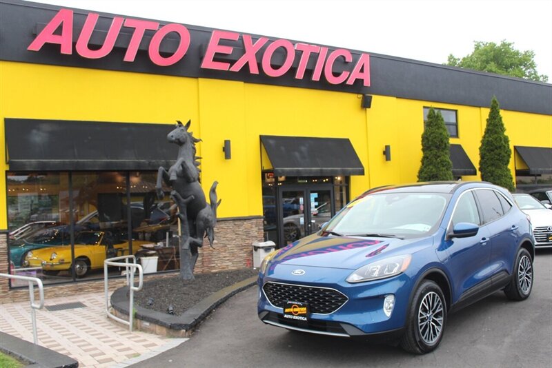 2022 Ford Escape Plug-In Hybrid SEL  