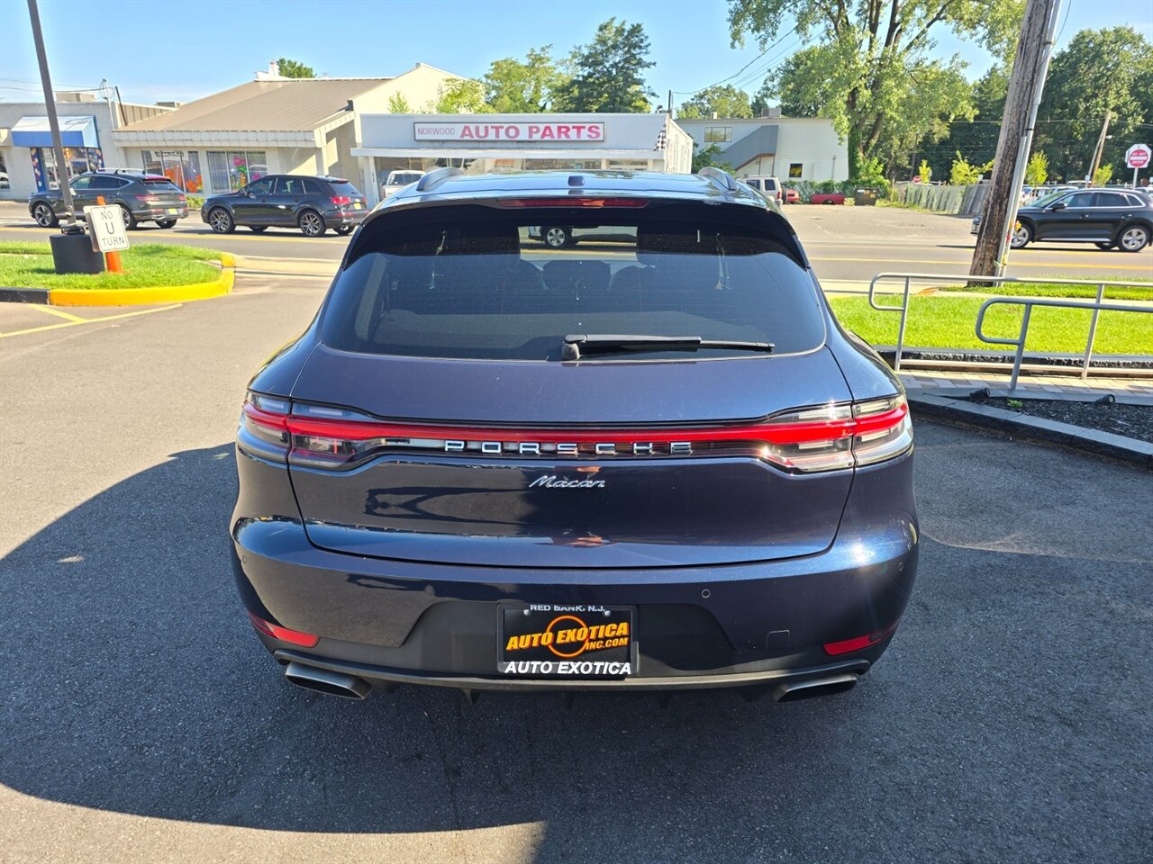 2021 Porsche Macan - Photo 24 - Red Bank, NJ 07701