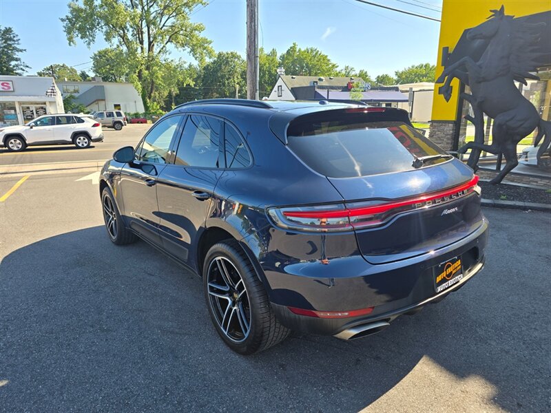 2021 Porsche Macan  