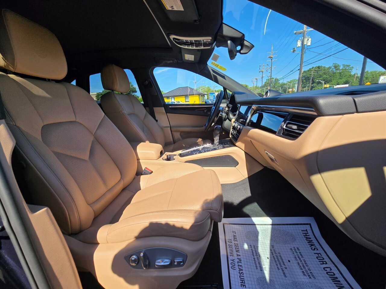 2021 Porsche Macan - Photo 15 - Red Bank, NJ 07701