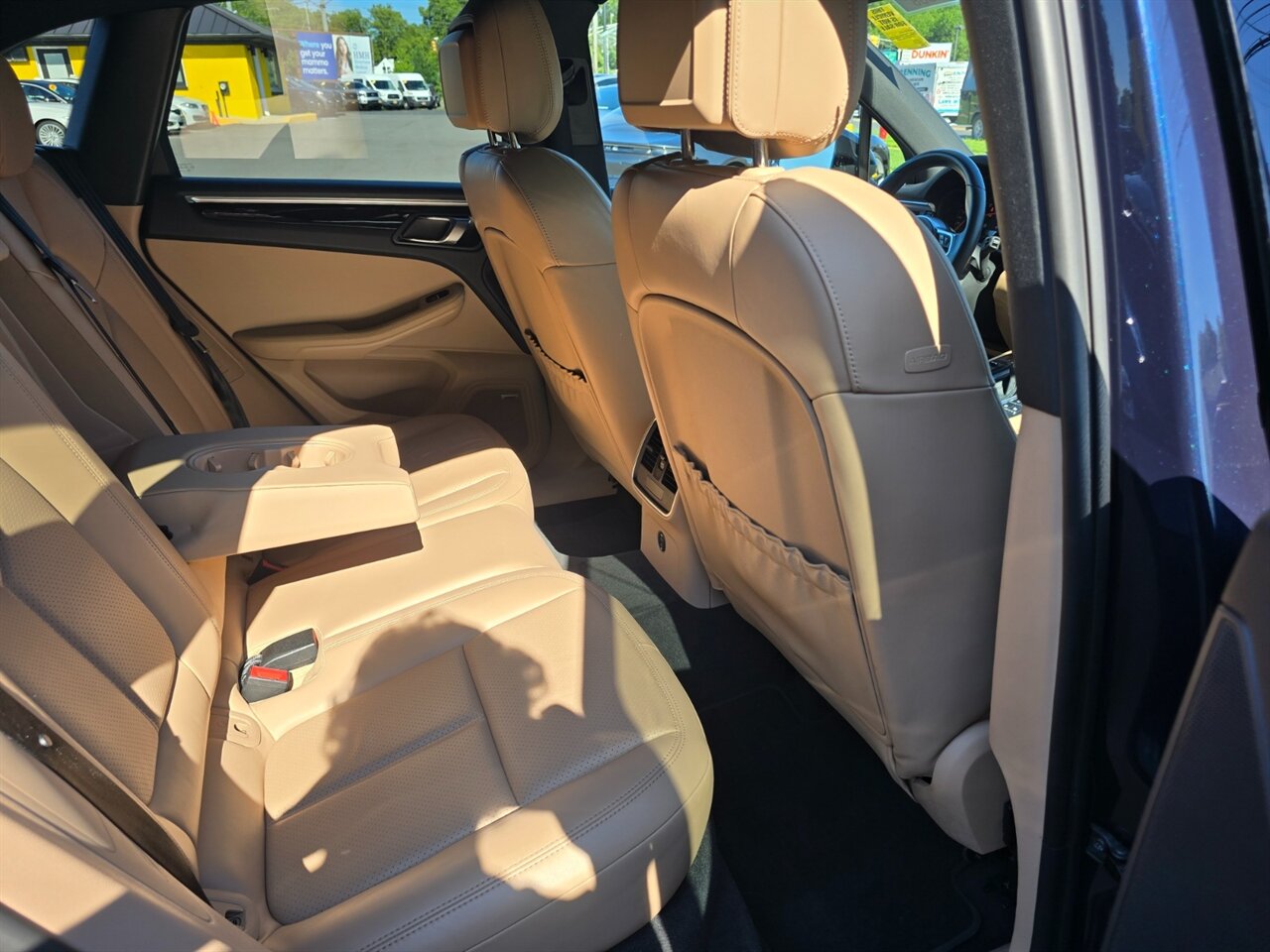 2021 Porsche Macan - Photo 16 - Red Bank, NJ 07701