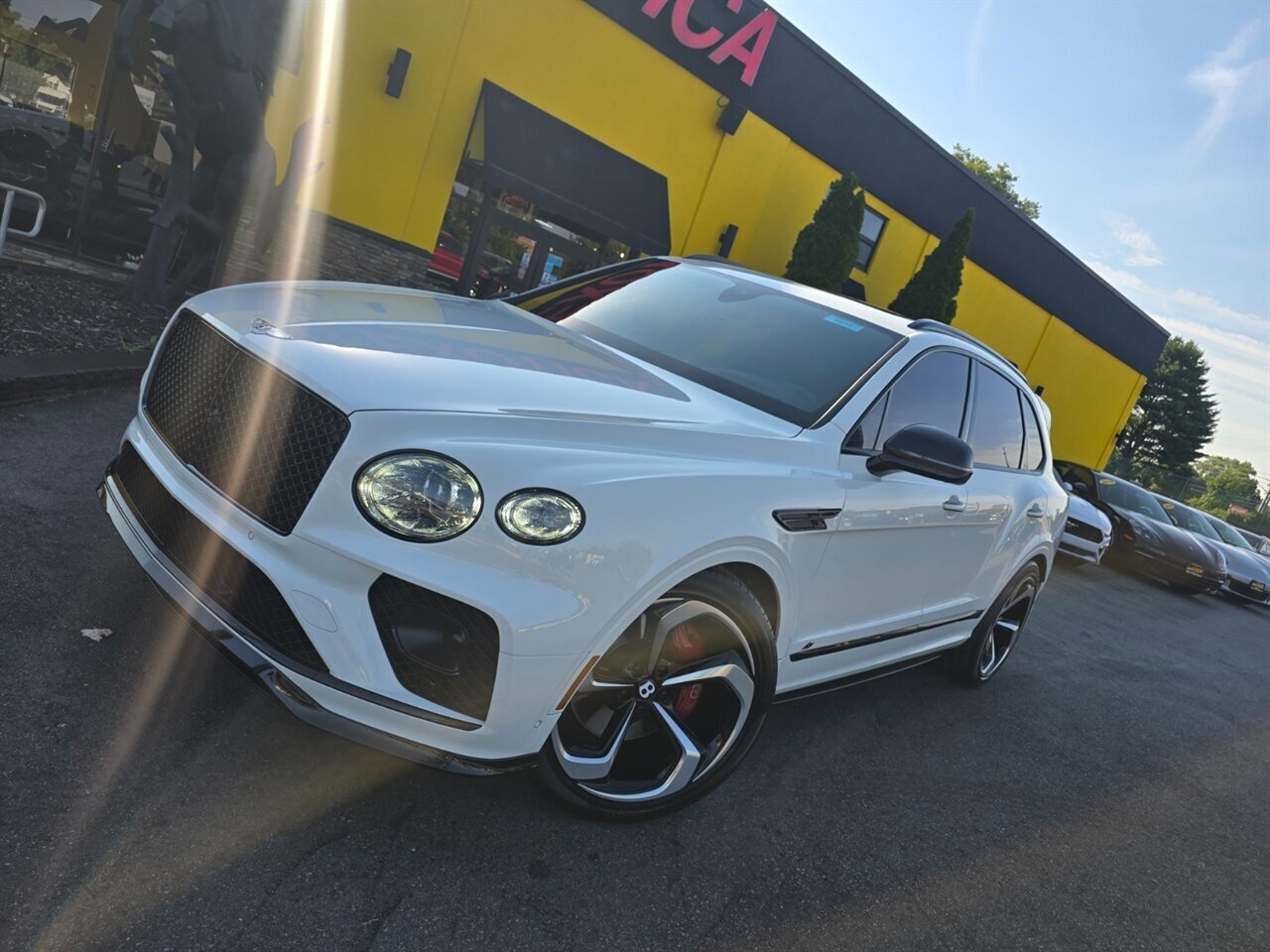 2022 Bentley Bentayga S V8 - Photo 3 - Red Bank, NJ 07701