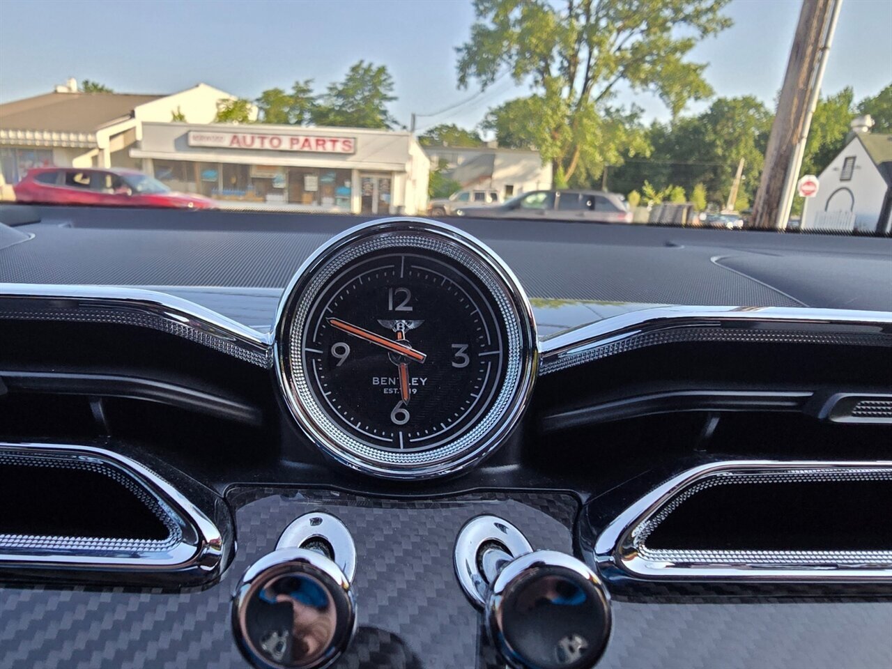 2022 Bentley Bentayga S V8 - Photo 21 - Red Bank, NJ 07701