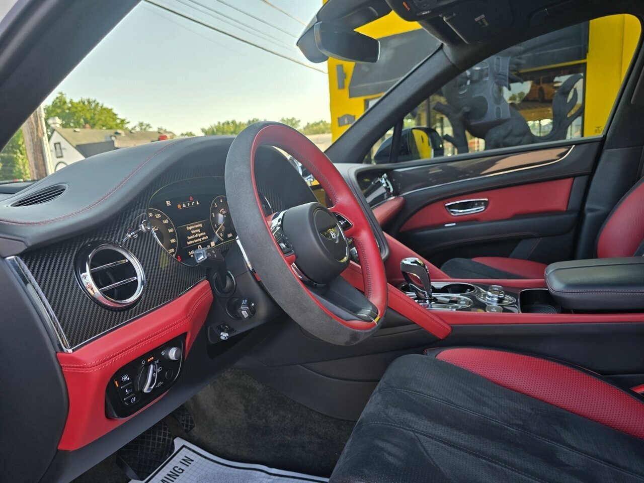2022 Bentley Bentayga S V8 - Photo 32 - Red Bank, NJ 07701