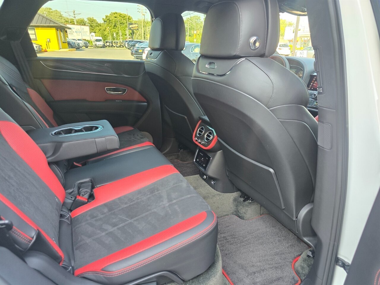 2022 Bentley Bentayga S V8 - Photo 29 - Red Bank, NJ 07701
