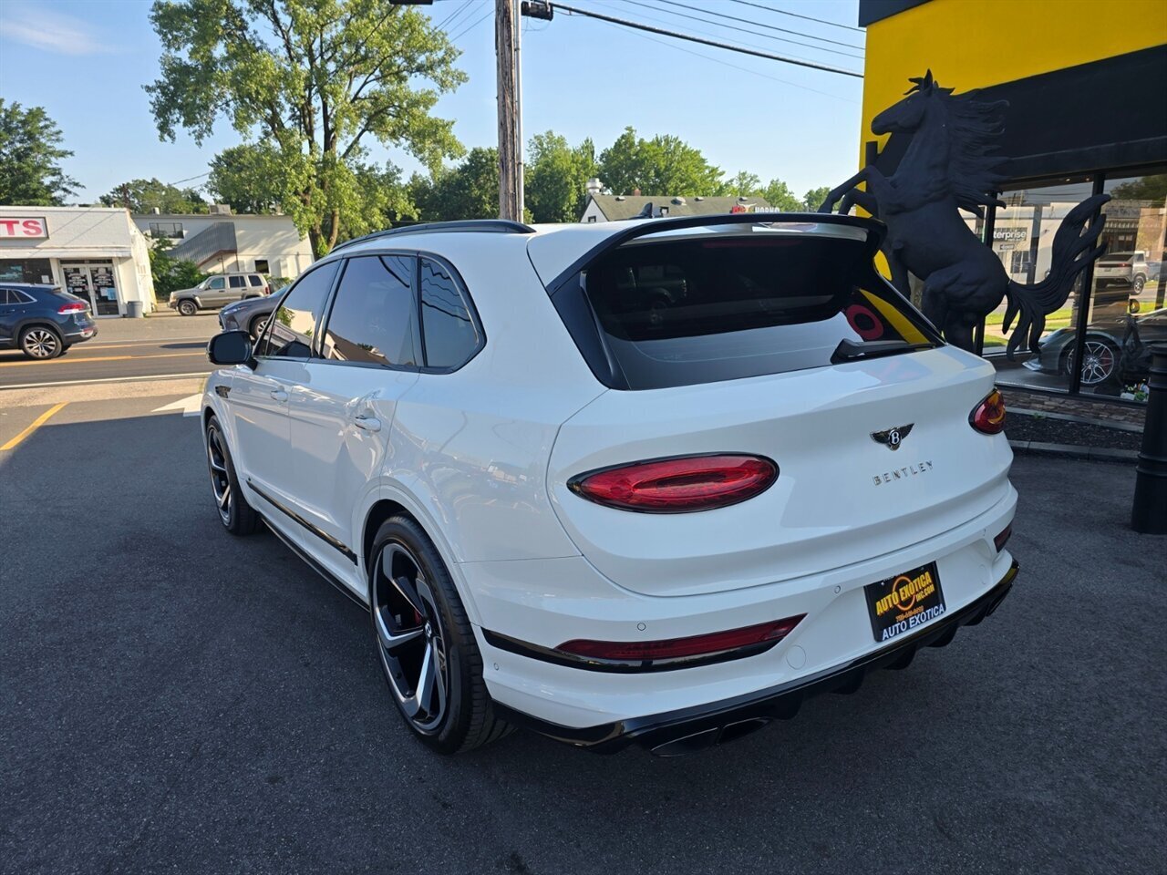 2022 Bentley Bentayga S V8 - Photo 6 - Red Bank, NJ 07701