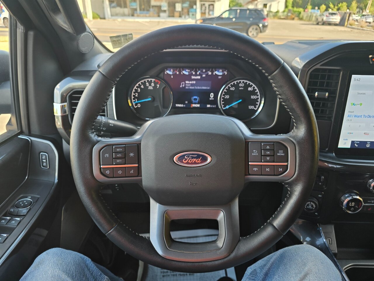 2021 Ford F-150 XLT - Photo 6 - Red Bank, NJ 07701
