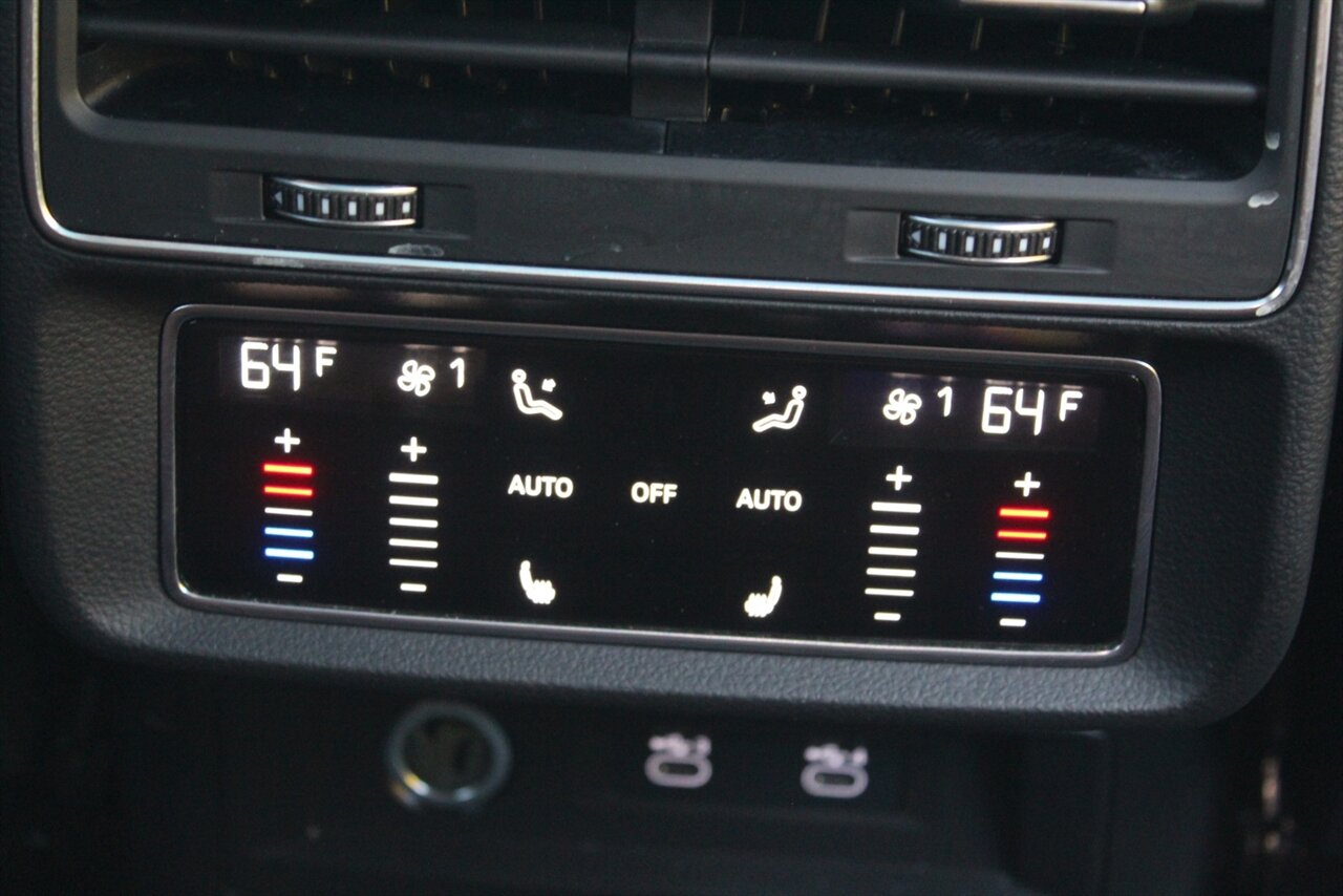 2021 Audi Q8 quattro Premium Plus   - Photo 8 - Red Bank, NJ 07701