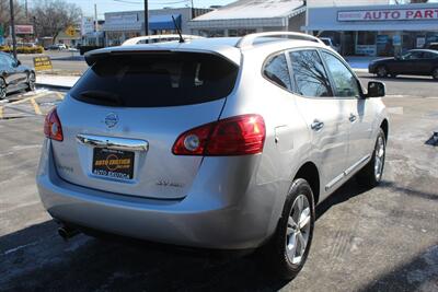 2013 Nissan Rogue SV   - Photo 31 - Red Bank, NJ 07701