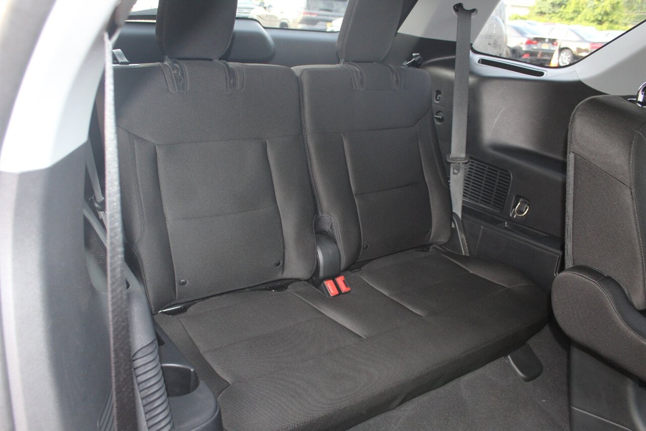 2022 Ford Explorer XLT - Photo 17 - Red Bank, NJ 07701