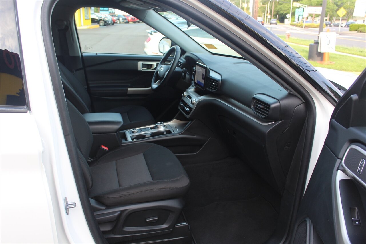 2022 Ford Explorer XLT - Photo 13 - Red Bank, NJ 07701