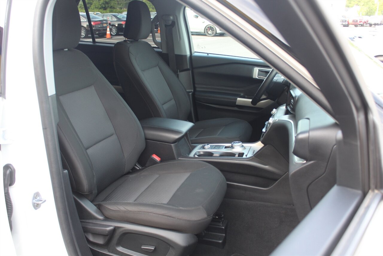 2022 Ford Explorer XLT - Photo 14 - Red Bank, NJ 07701