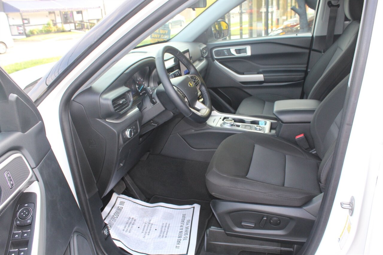 2022 Ford Explorer XLT - Photo 11 - Red Bank, NJ 07701