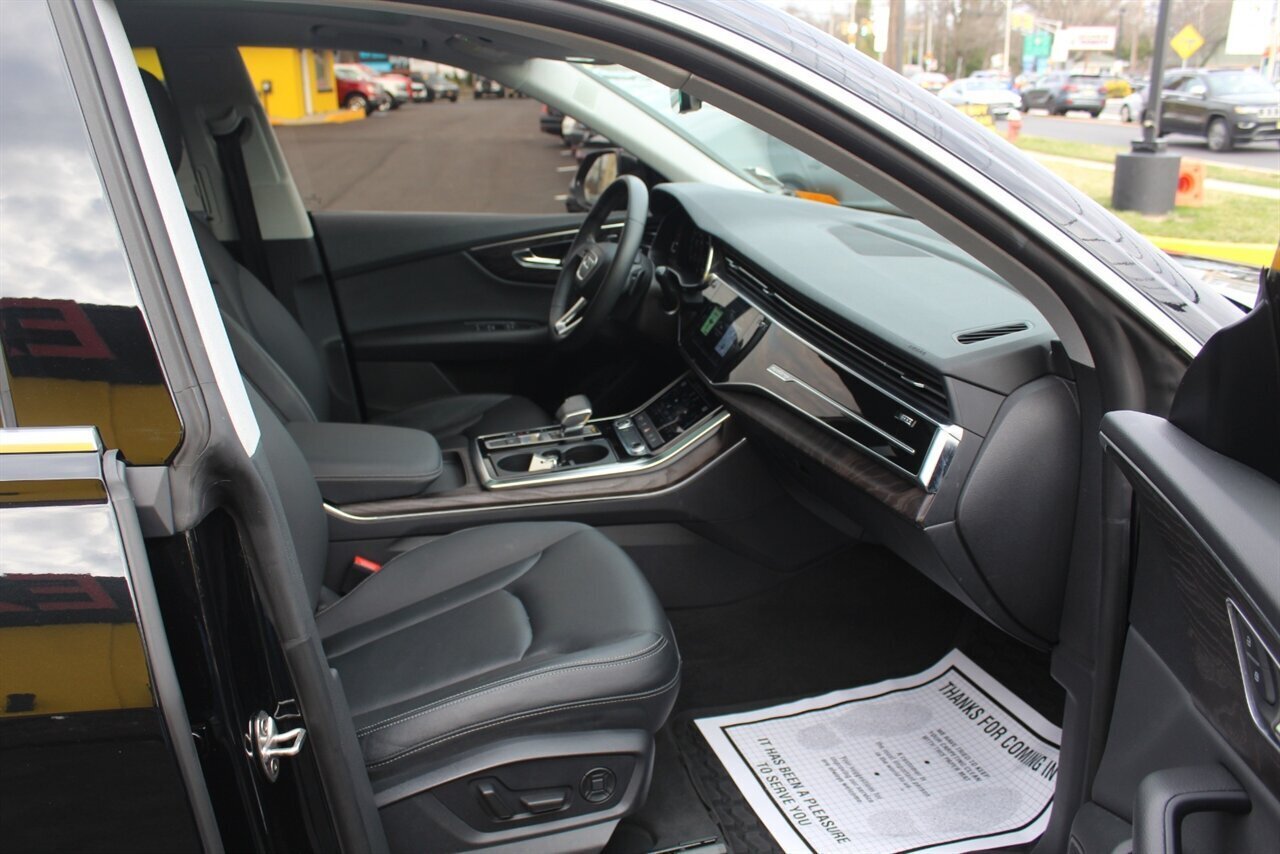 2022 Audi Q8 quattro Premium Plus - Photo 15 - Red Bank, NJ 07701