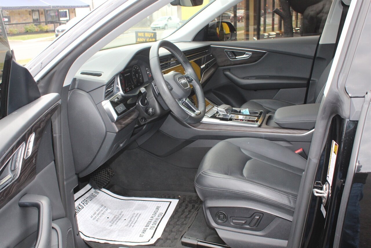 2022 Audi Q8 quattro Premium Plus - Photo 13 - Red Bank, NJ 07701