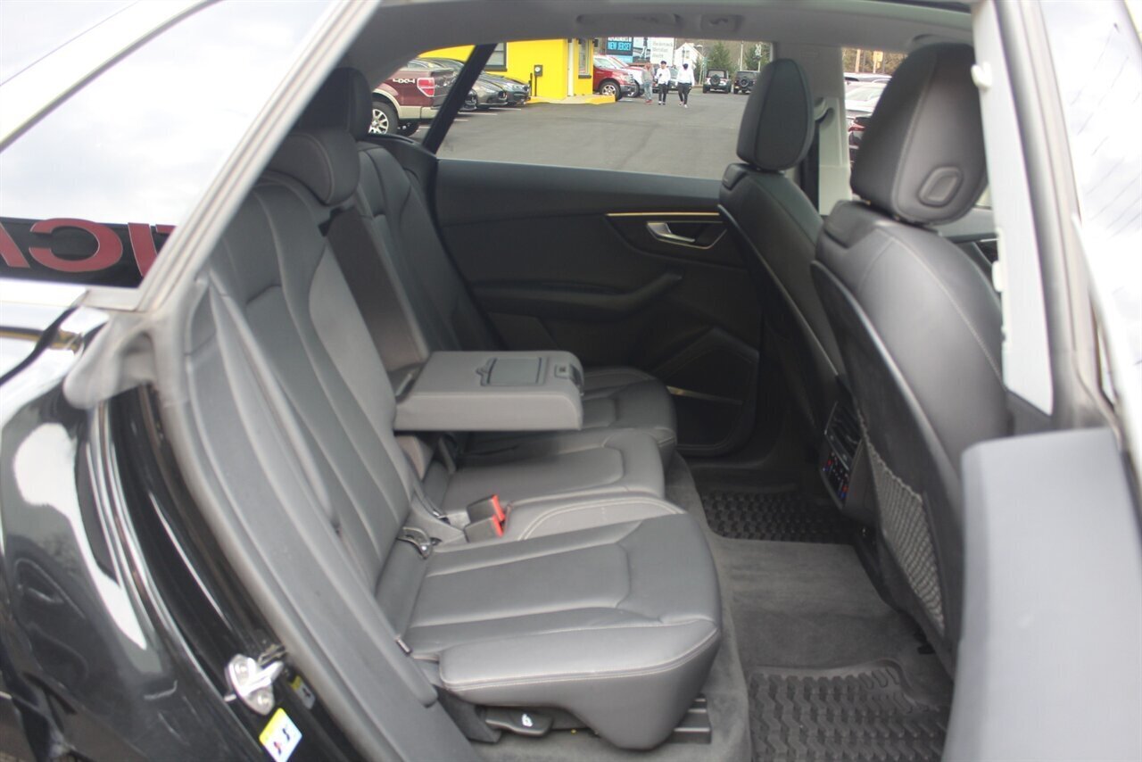 2022 Audi Q8 quattro Premium Plus - Photo 18 - Red Bank, NJ 07701