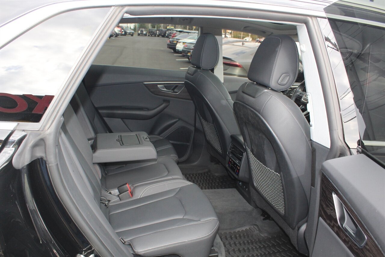 2022 Audi Q8 quattro Premium Plus - Photo 17 - Red Bank, NJ 07701
