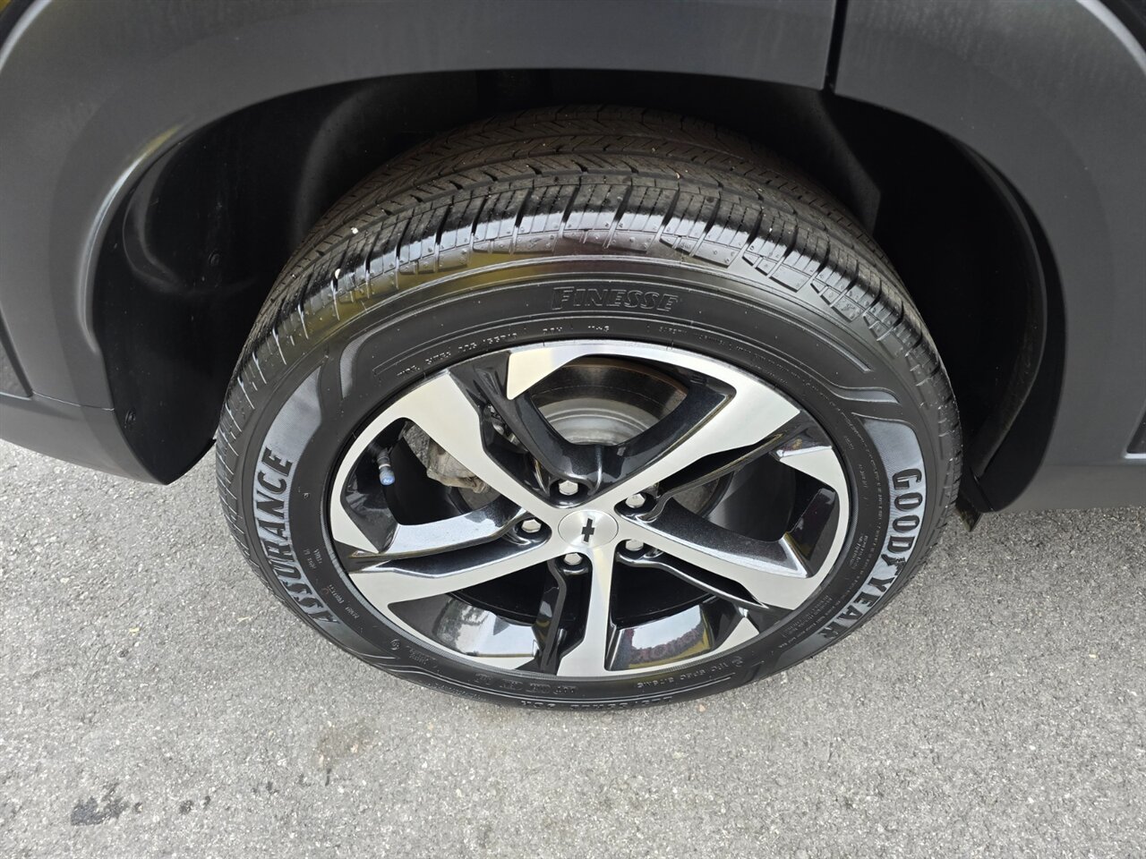 2024 Chevrolet Trax RS - Photo 24 - Red Bank, NJ 07701