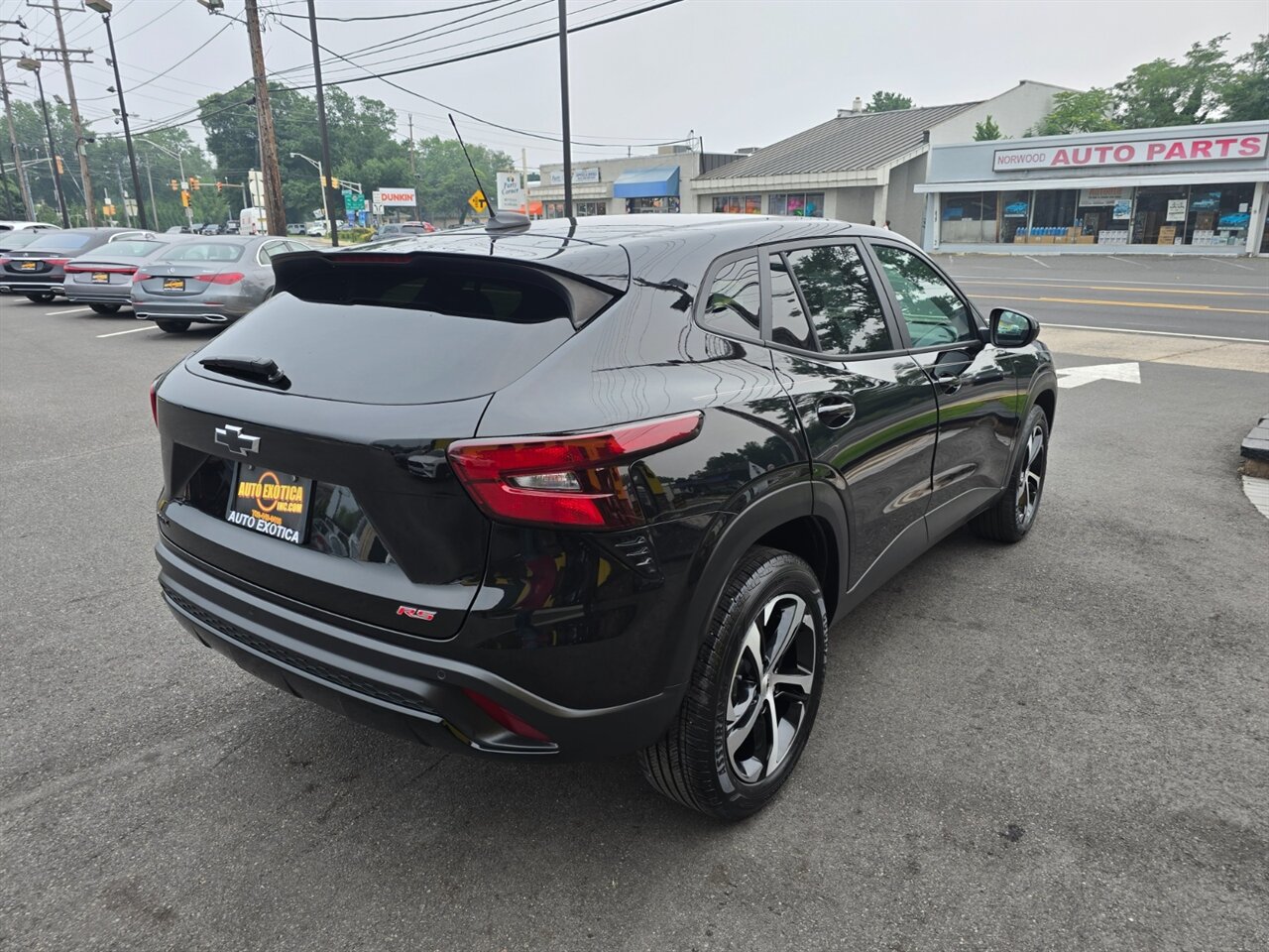 2024 Chevrolet Trax RS - Photo 3 - Red Bank, NJ 07701