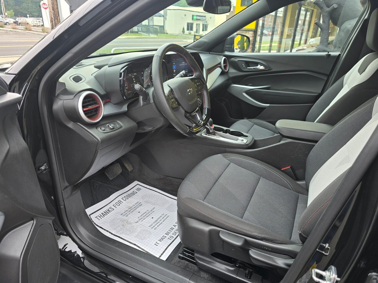 2024 Chevrolet Trax RS - Photo 9 - Red Bank, NJ 07701