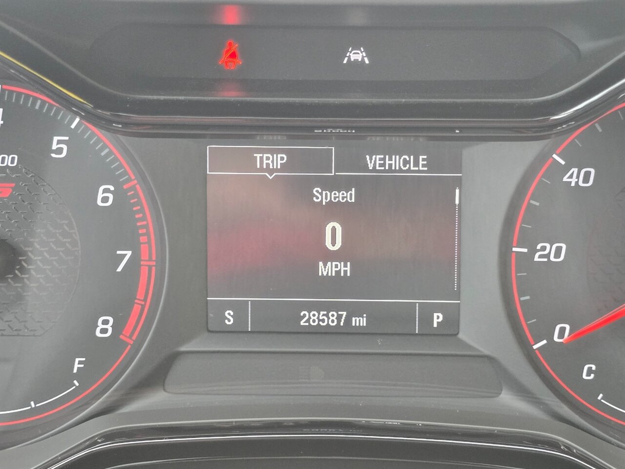 2024 Chevrolet Trax RS - Photo 5 - Red Bank, NJ 07701