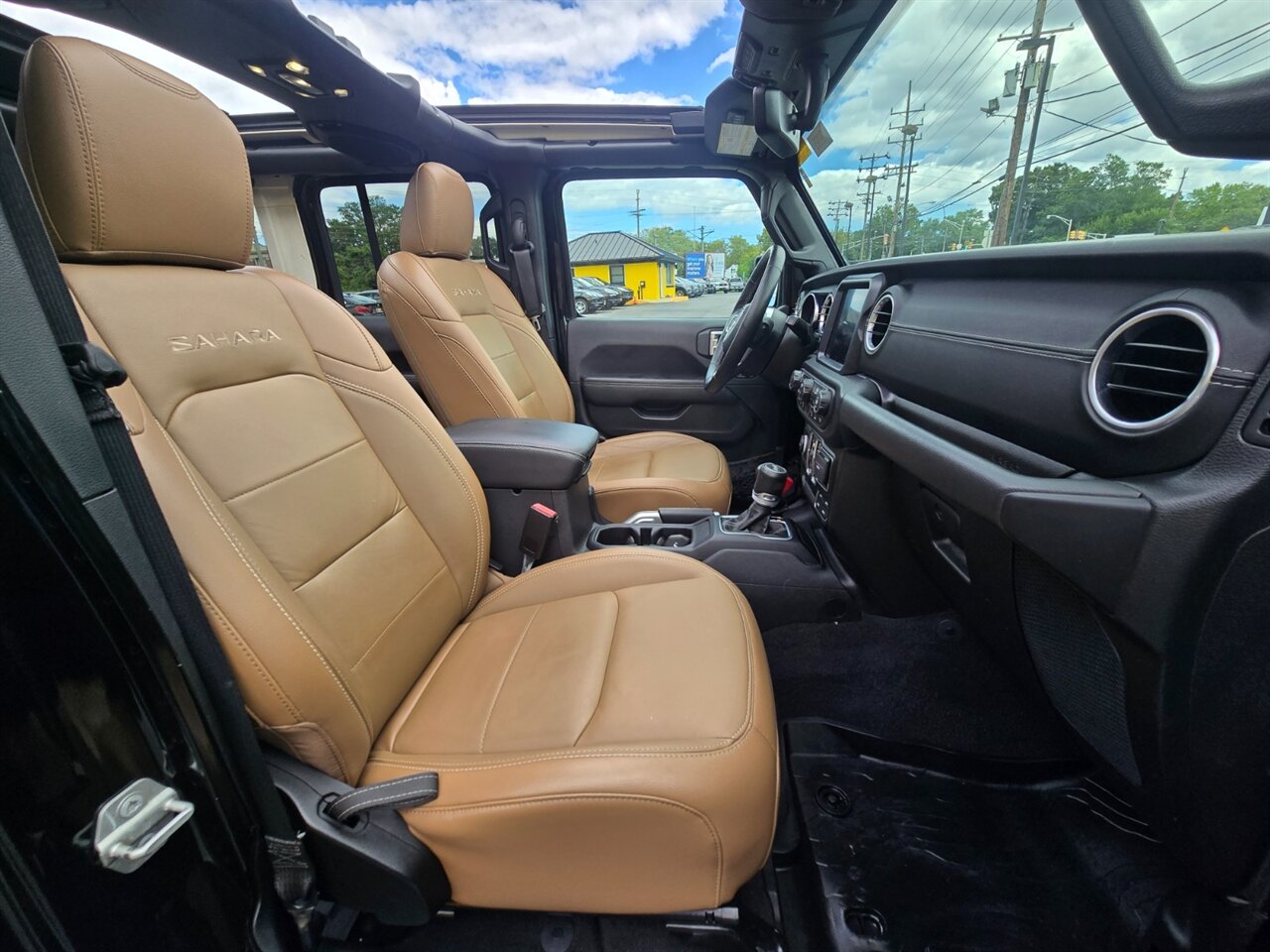 2021 Jeep Wrangler Unlimited Sahara - Photo 15 - Red Bank, NJ 07701