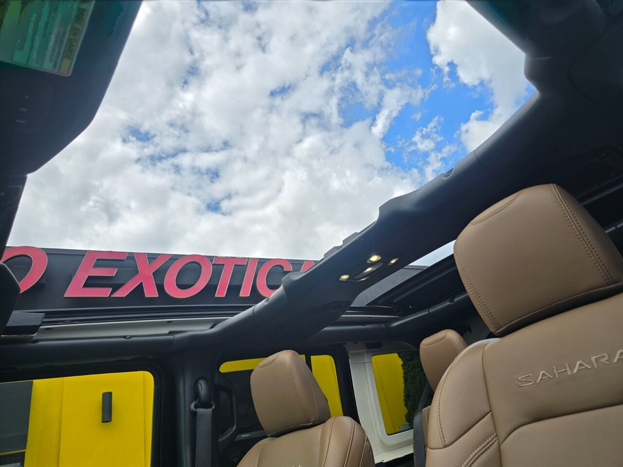 2021 Jeep Wrangler Unlimited Sahara - Photo 20 - Red Bank, NJ 07701