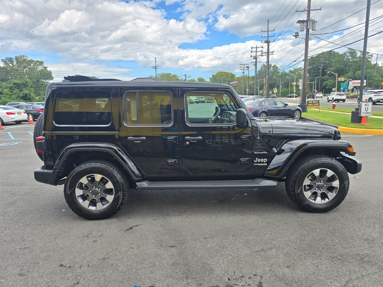 2021 Jeep Wrangler Unlimited Sahara - Photo 25 - Red Bank, NJ 07701