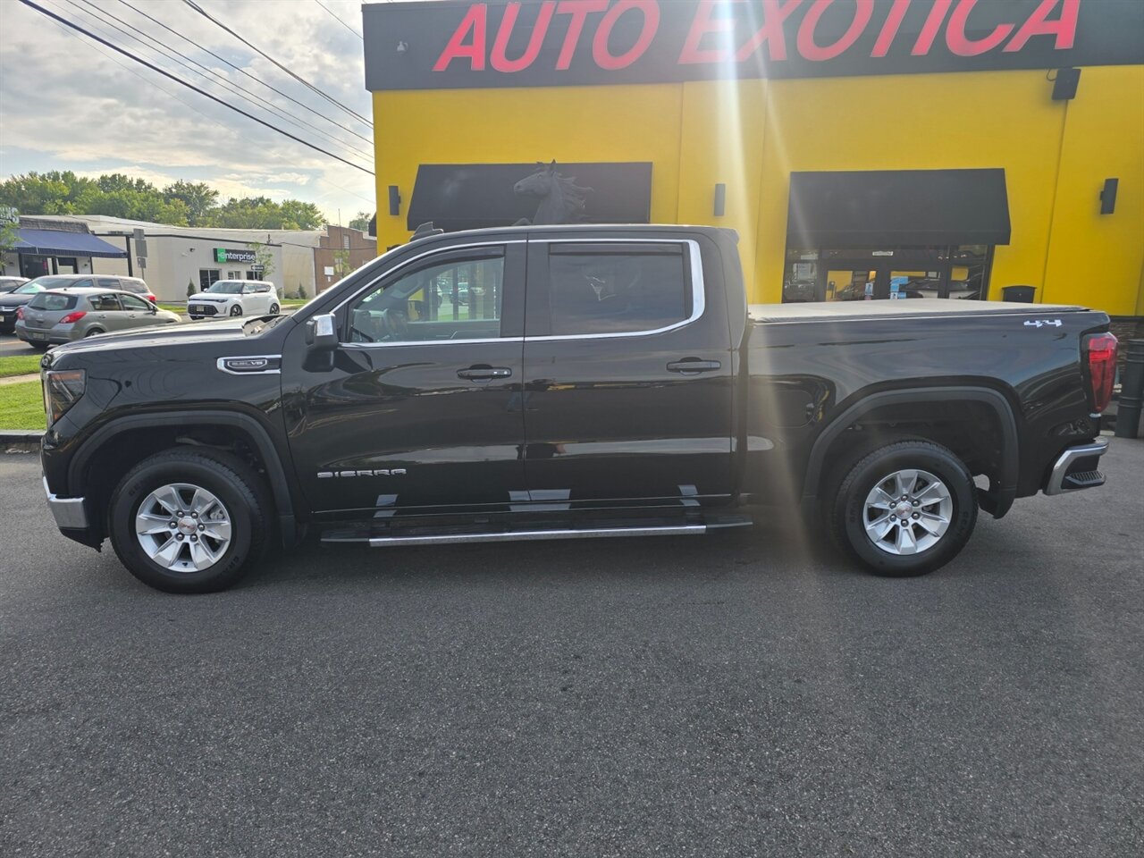 2022 GMC Sierra 1500 SLE - Photo 19 - Red Bank, NJ 07701