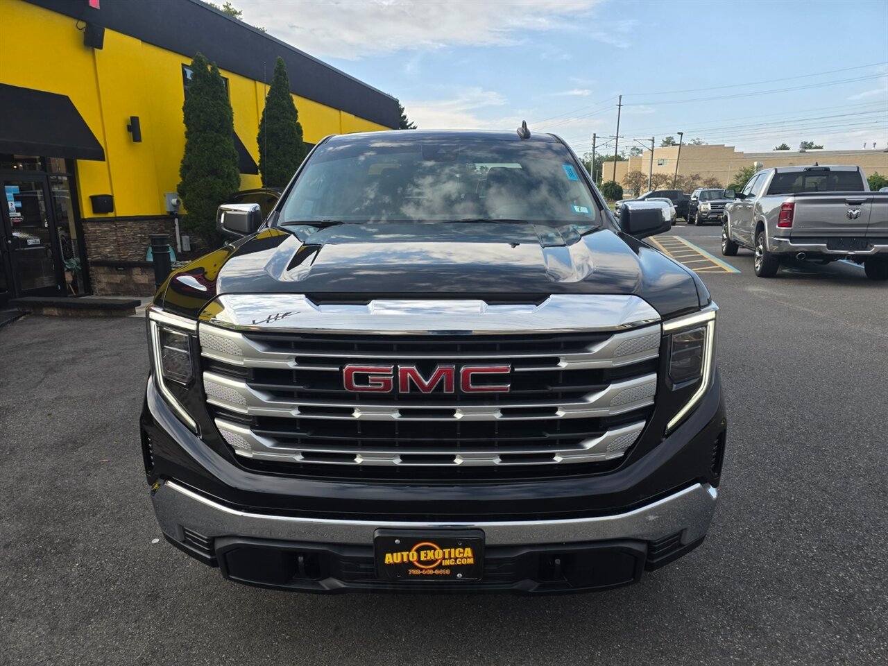 2022 GMC Sierra 1500 SLE - Photo 18 - Red Bank, NJ 07701