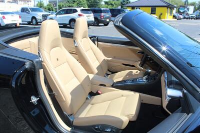 2019 Porsche 911 Carrera 4S   - Photo 17 - Red Bank, NJ 07701