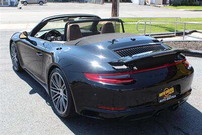 2019 Porsche 911 Carrera 4S   - Photo 4 - Red Bank, NJ 07701