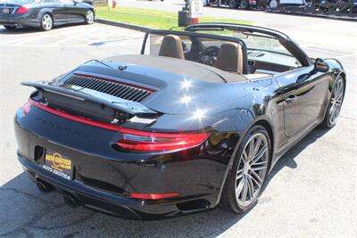 2019 Porsche 911 Carrera 4S   - Photo 5 - Red Bank, NJ 07701