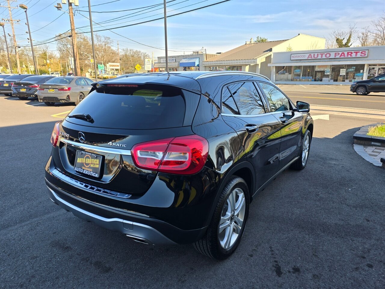 2018 Mercedes-Benz GLA 250 4MATIC - Photo 3 - Red Bank, NJ 07701