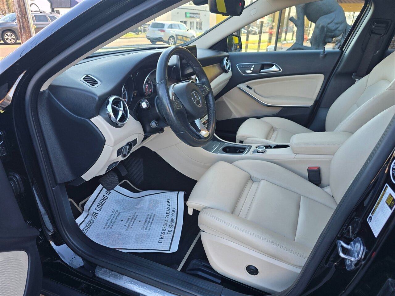 2018 Mercedes-Benz GLA 250 4MATIC - Photo 10 - Red Bank, NJ 07701