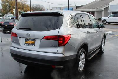 2016 Honda Pilot LX   - Photo 3 - Red Bank, NJ 07701