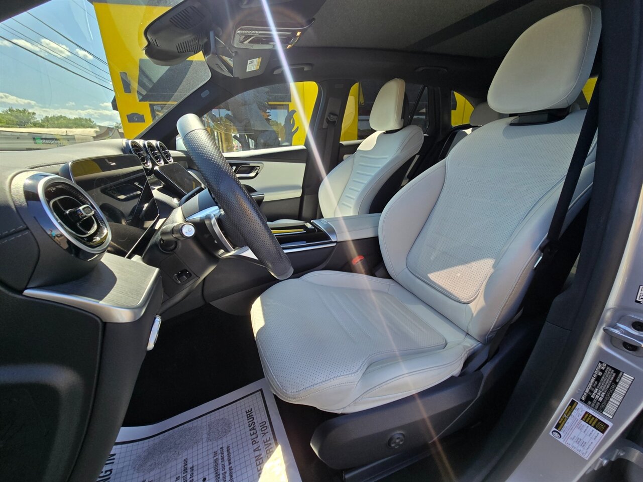 2023 Mercedes-Benz GLC 300 4MATIC - Photo 38 - Red Bank, NJ 07701