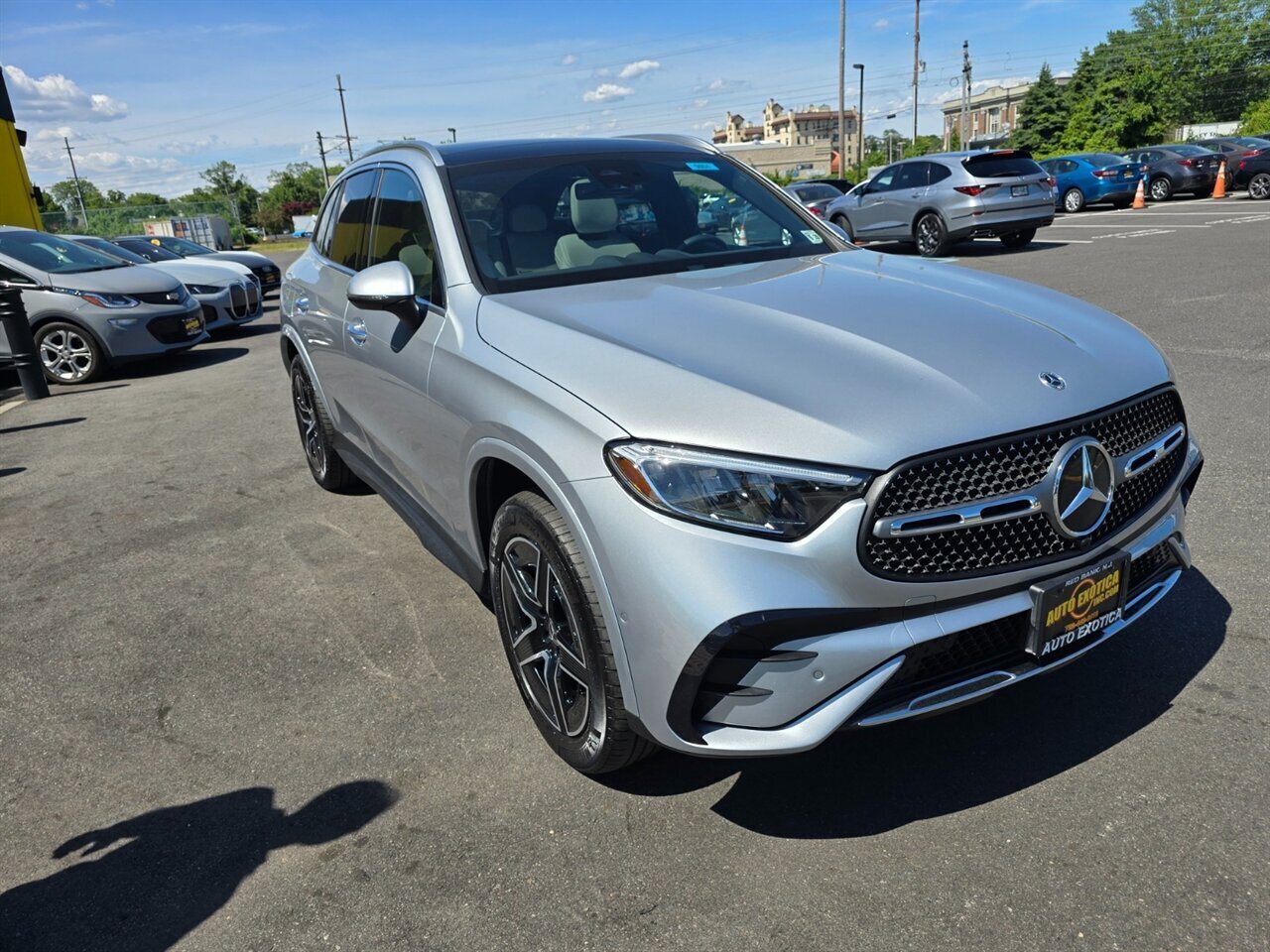 2023 Mercedes-Benz GLC 300 4MATIC - Photo 4 - Red Bank, NJ 07701