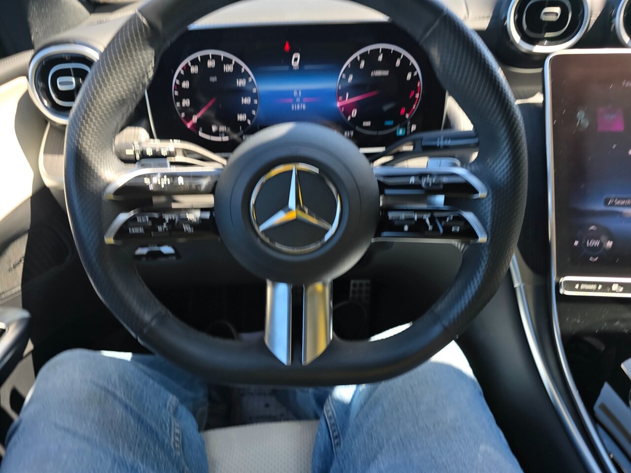 2023 Mercedes-Benz GLC 300 4MATIC - Photo 33 - Red Bank, NJ 07701