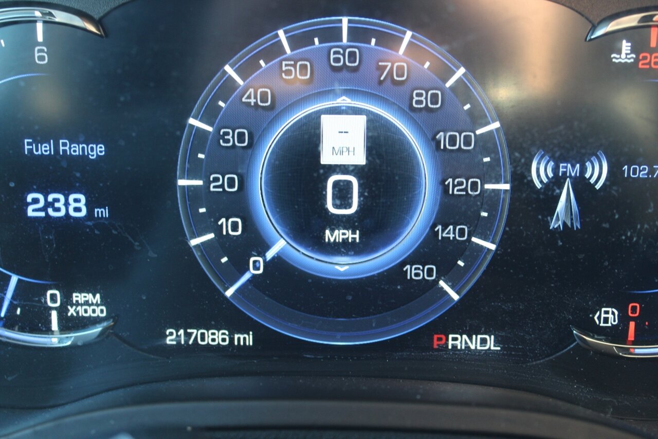 2019 Cadillac Escalade ESV Standard - Photo 5 - Red Bank, NJ 07701