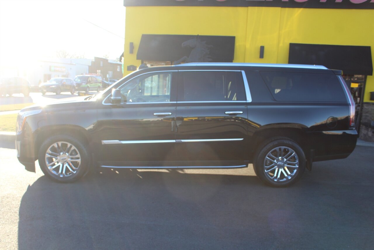 2019 Cadillac Escalade ESV Standard - Photo 23 - Red Bank, NJ 07701
