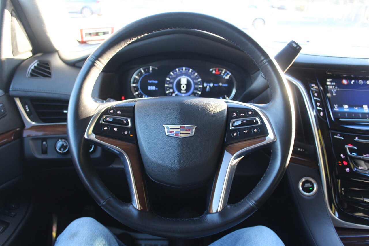 2019 Cadillac Escalade ESV Standard - Photo 6 - Red Bank, NJ 07701