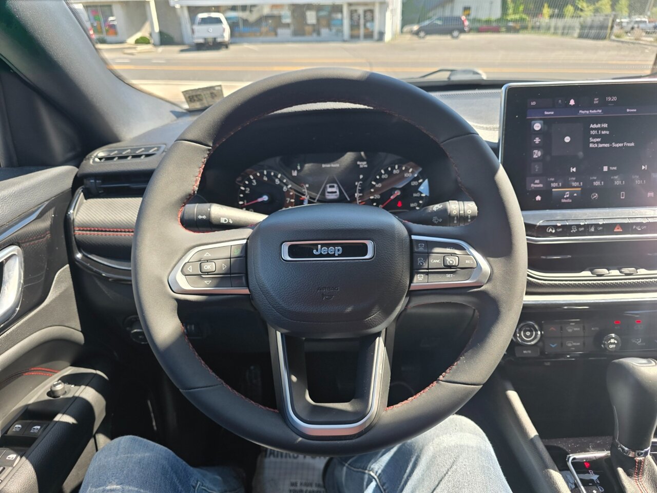 2023 Jeep Compass Trailhawk - Photo 6 - Red Bank, NJ 07701