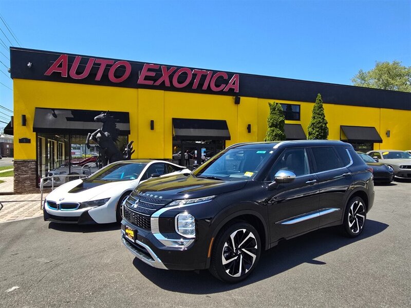 2022 Mitsubishi Outlander SEL  