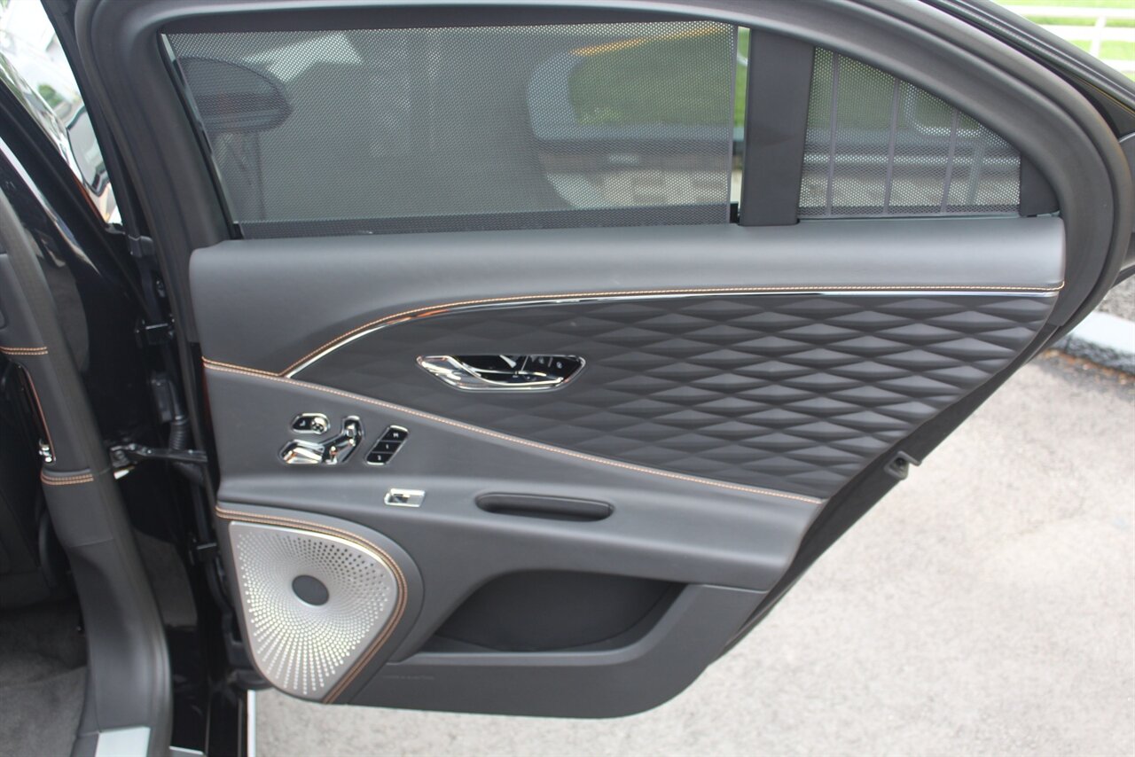 2024 Bentley Flying Spur Speed - Photo 38 - Red Bank, NJ 07701