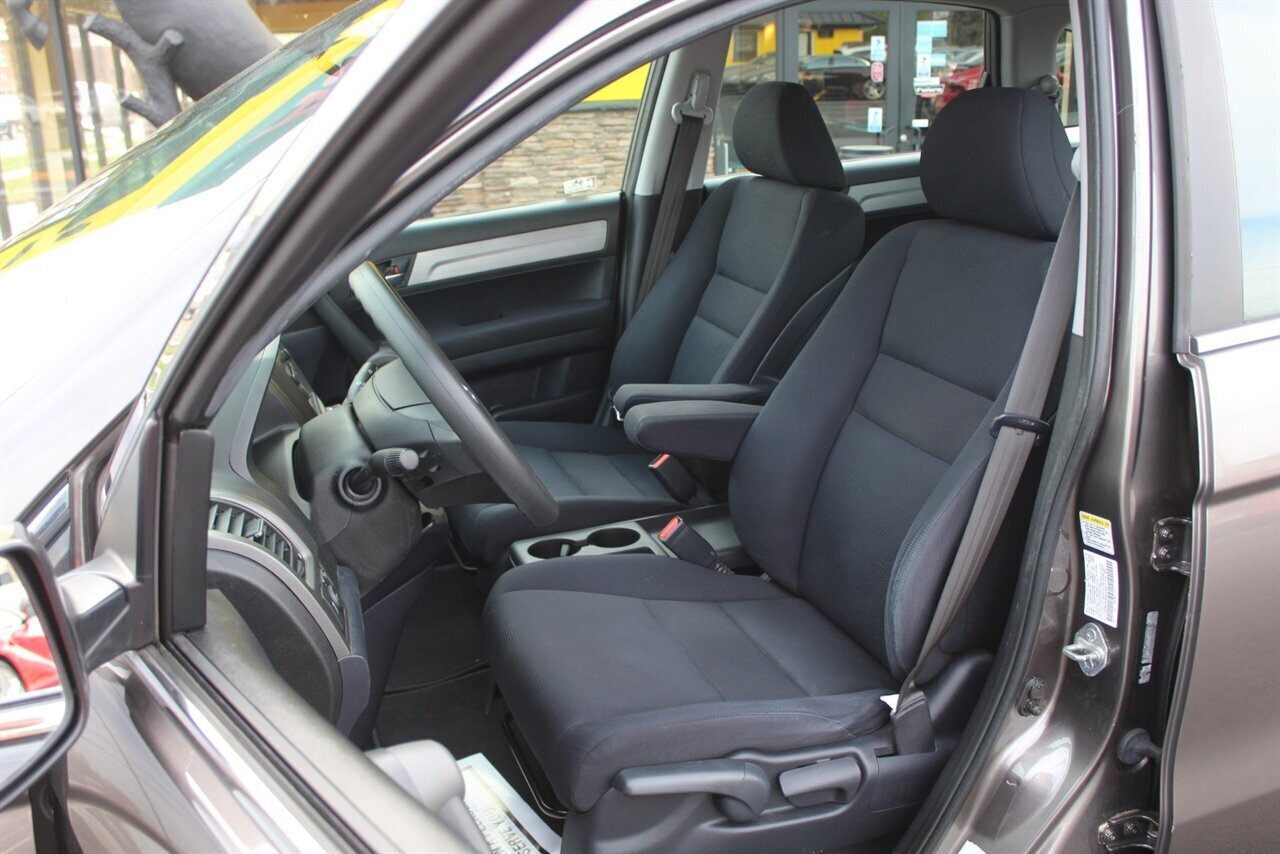 2010 Honda CR-V LX   - Photo 9 - Red Bank, NJ 07701