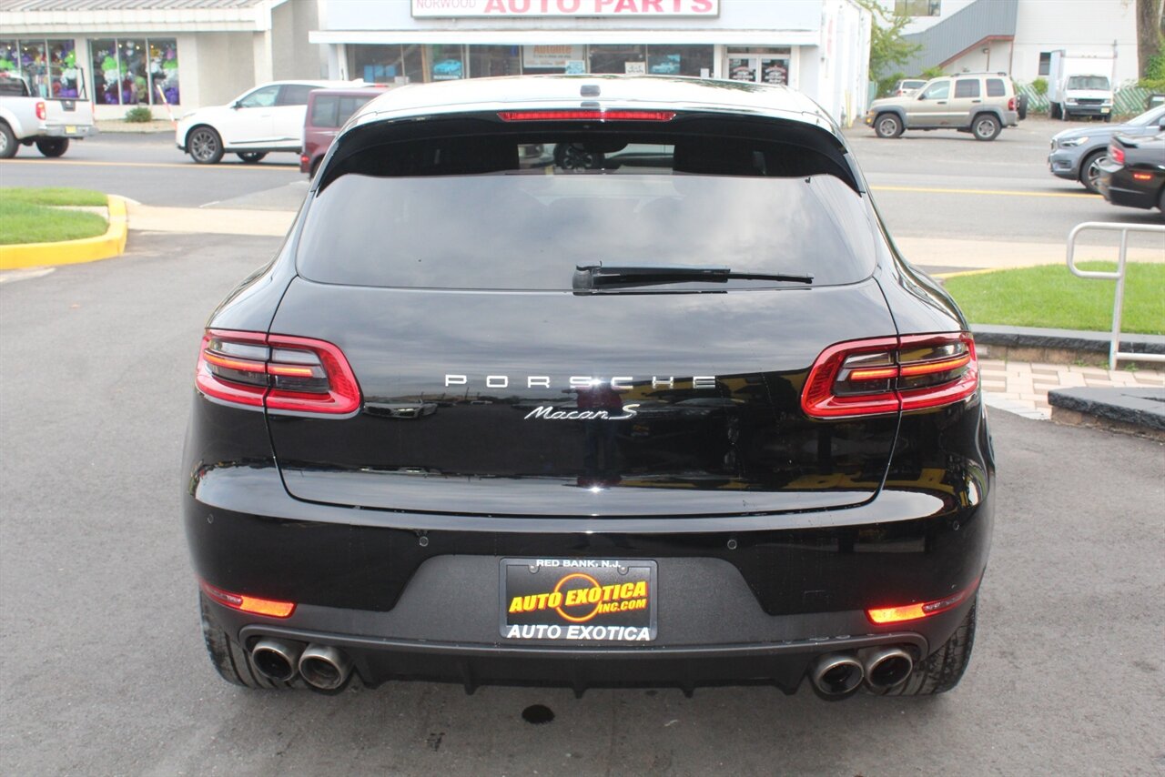 2016 Porsche Macan S photo 21