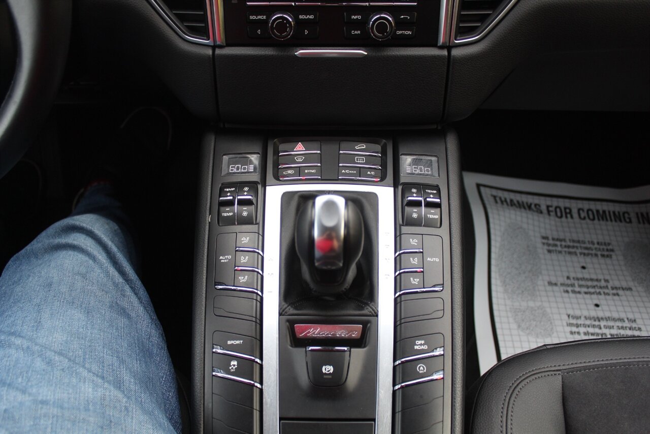 2016 Porsche Macan S photo 7
