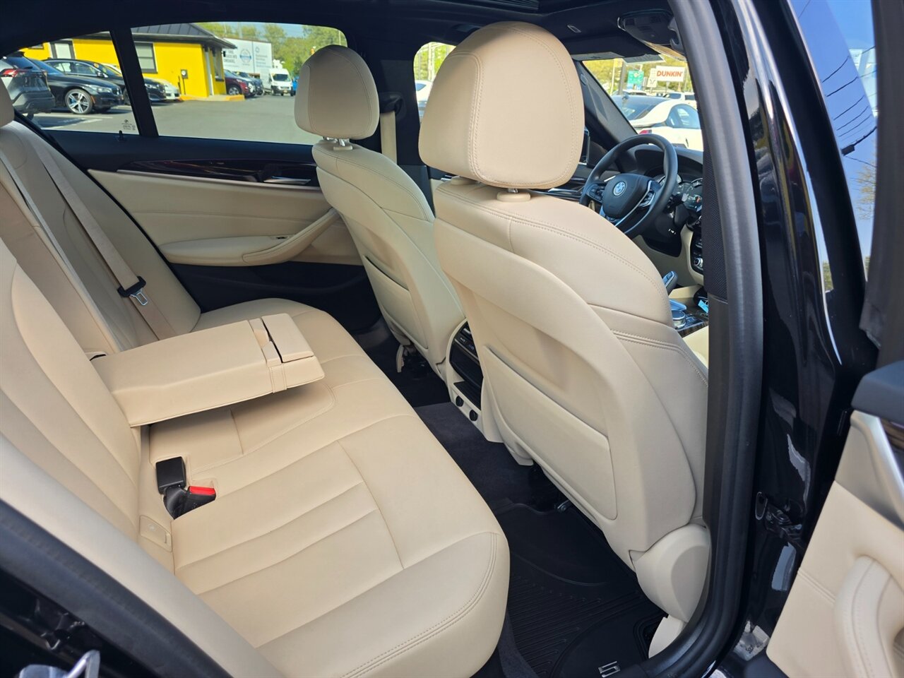 2019 BMW 530i xDrive - Photo 16 - Red Bank, NJ 07701